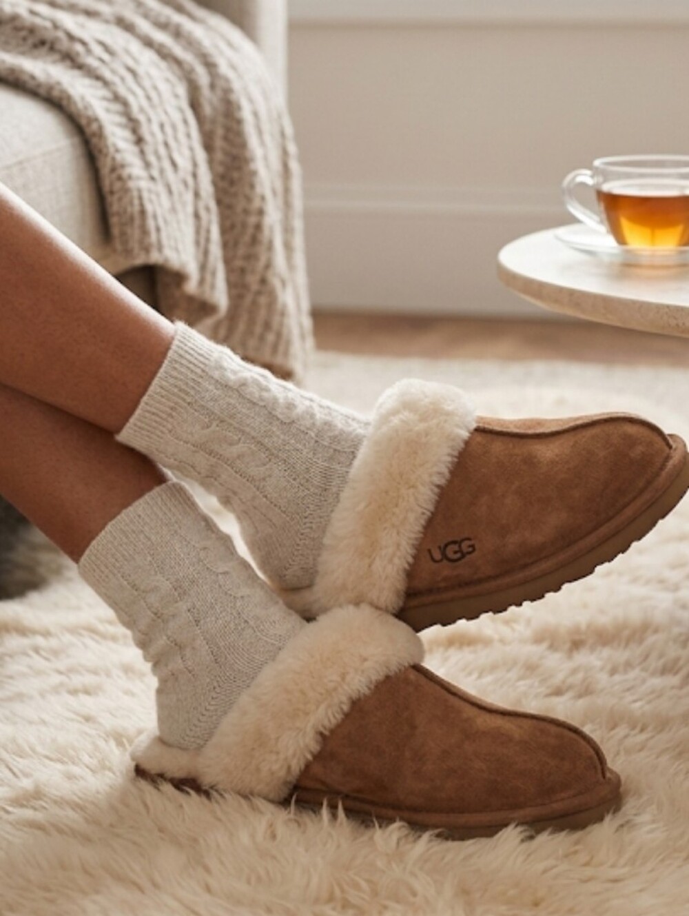 UGG Australia Women Suede Shearling Slippers Slip On Slide Sz 6
